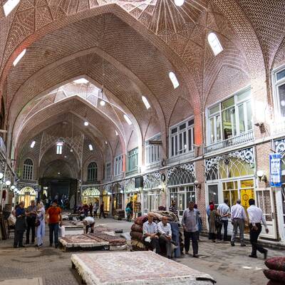 El Bazar de Tabriz (360°)